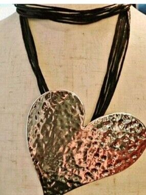 TRÏBE Large Hammered Silver Heart On Leather Like Necklace NWT